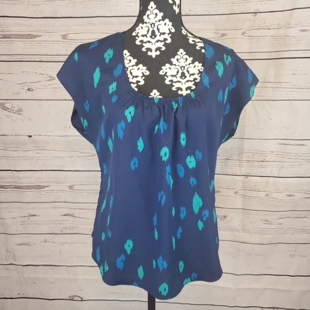 APT 9 blue‎ and green blouse
